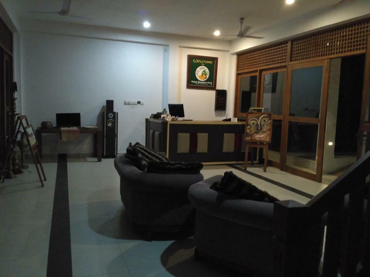 Hotel Bundala Park Weligatta ภายนอก รูปภาพ